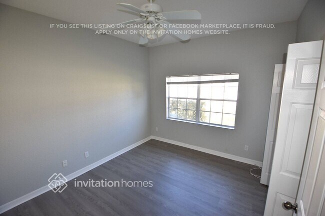 Building Photo - 25540 Aysen Dr
