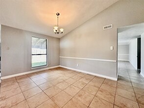 Building Photo - 5818 Evening Shadows Ln