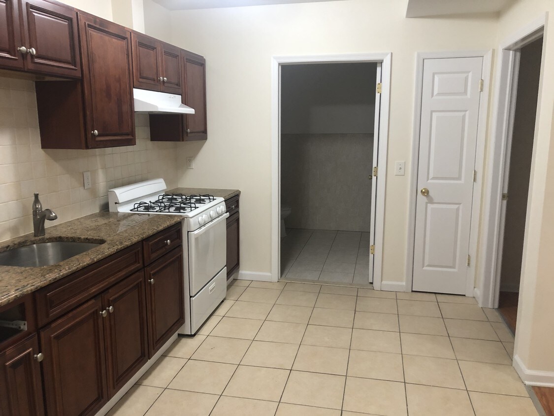 213 Harrison Ave Unit 1A, Harrison, NJ 07029 Apartments in Harrison