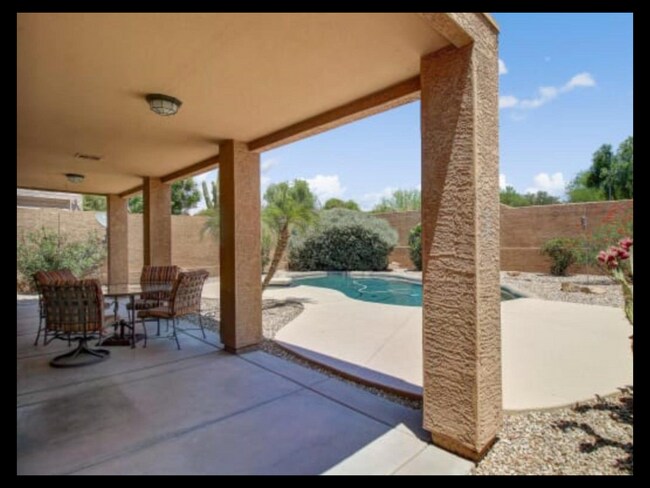 Building Photo - 24757 N 75th Way