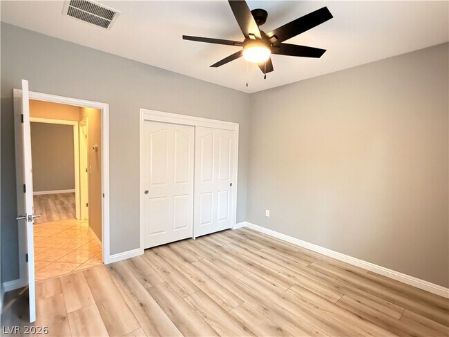 Foto del edificio - 2759 Foxtail Creek Ave