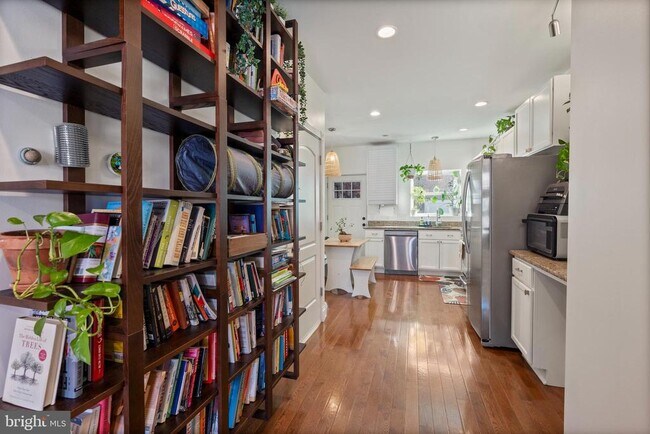 Foto del edificio - 431 S Robinson St