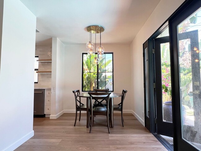 Foto del edificio - **6807 E Belice St Long Beach** Beautiful ...