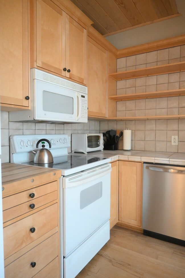 Foto del edificio - 1154 Cottage Rd