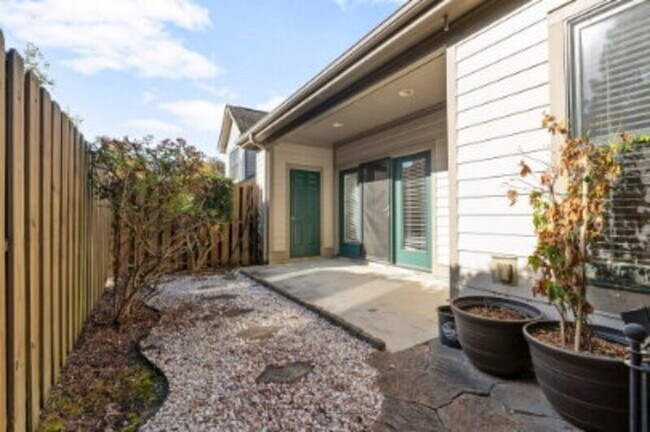 Foto del edificio - 7 Elk Ridge Ln