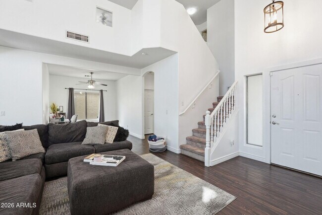 Building Photo - 2033 N 107th Dr