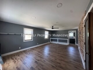 Foto del edificio - 428 S 6th Ave E