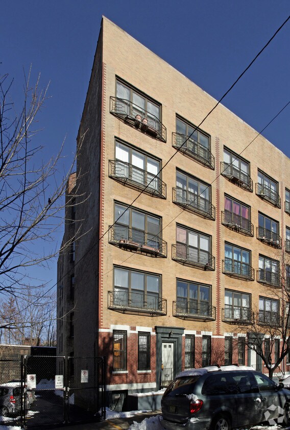 Primary Photo - 242 5th St