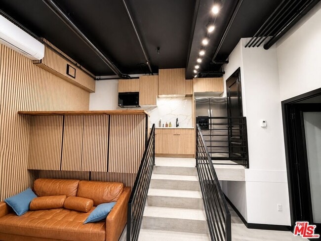 Foto del edificio - 10867 Fruitland Dr