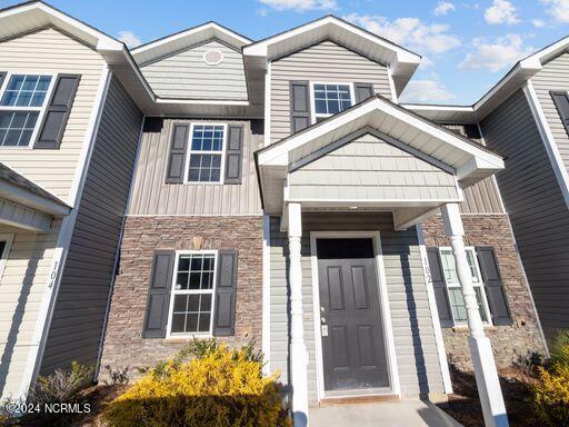 Foto principal - 102 W Murrow Ln