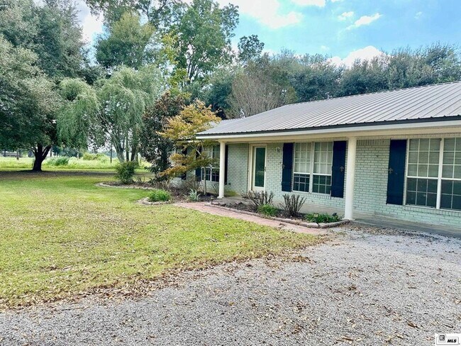 Foto del edificio - 1448 French Turn Rd