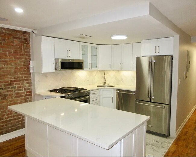 Foto del edificio - 422 Clermont Ave