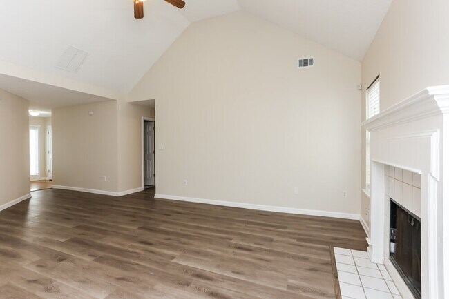 Foto del edificio - 402 Lafayette St