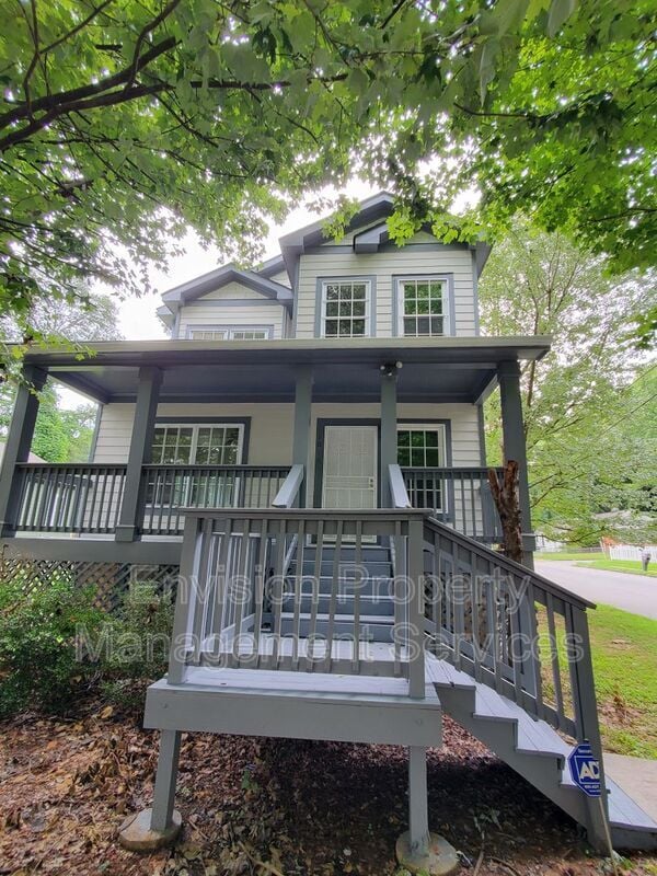 Photo - 1046 Beckwith St SW House