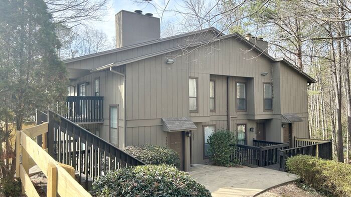 Primary Photo - Hidden Gem! "Vinings Run" 2 Bed - 1 Bath C...