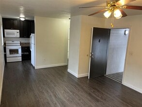 Building Photo - 180 NE 71st St
