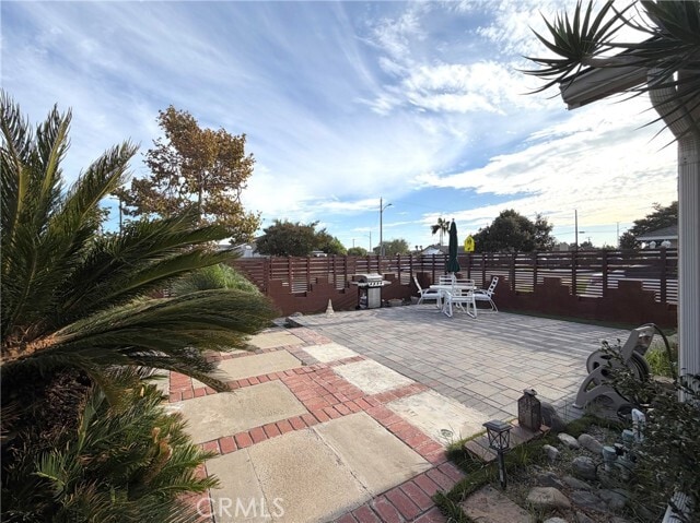 Building Photo - 6131 Glenwood Dr