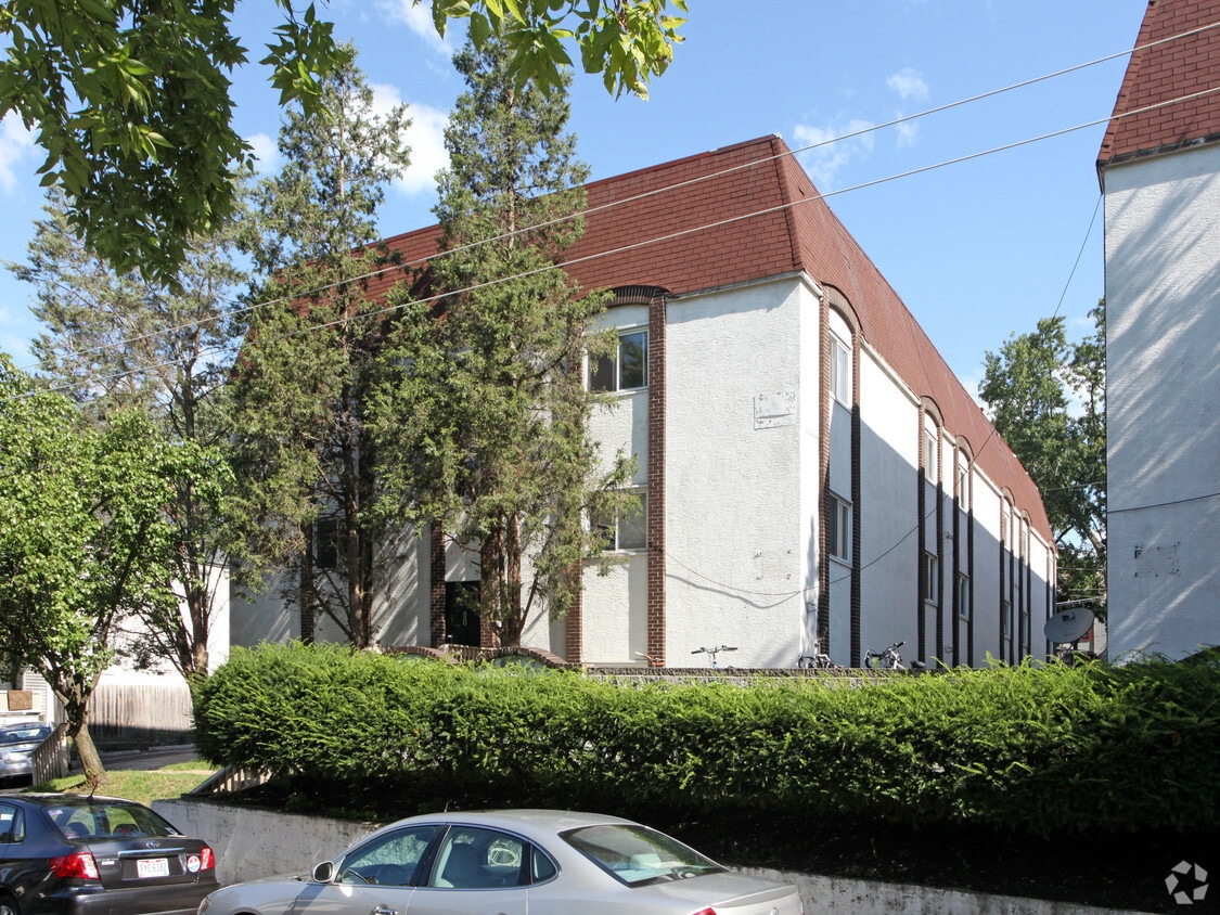 42-50 W Oakland Ave - 42-50 Oakland Avenue Apartments