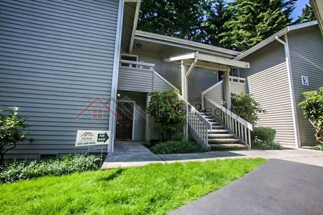 Building Photo - Charming 2 Bed 2 Bath Condo in Redmond