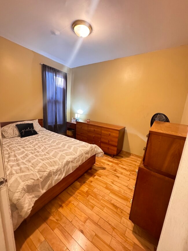 Building Photo - 534 Bingaman St