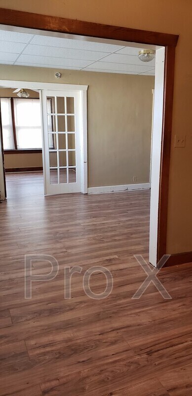 Foto del edificio - 103 E Williams