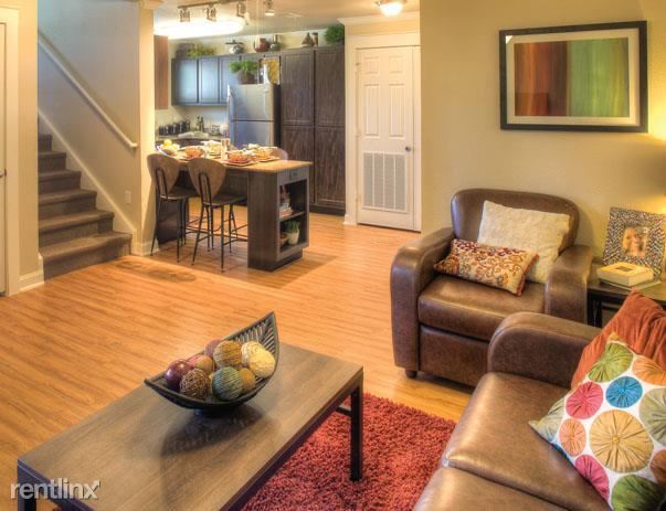 Foto del edificio - 4 br, 4 bath Apartment - 14333 Babcock Rd