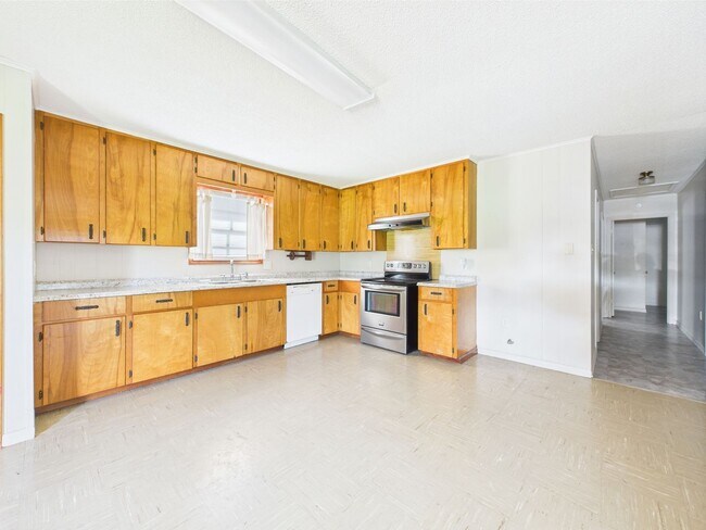 Foto del edificio - Charming 3-Bedroom, 2-Bath Home in Peacefu...