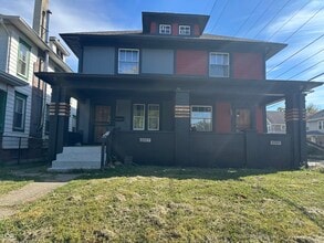 Building Photo - 3003 N Park Ave