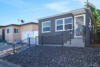 Building Photo - 3739 Ocean View Blvd
