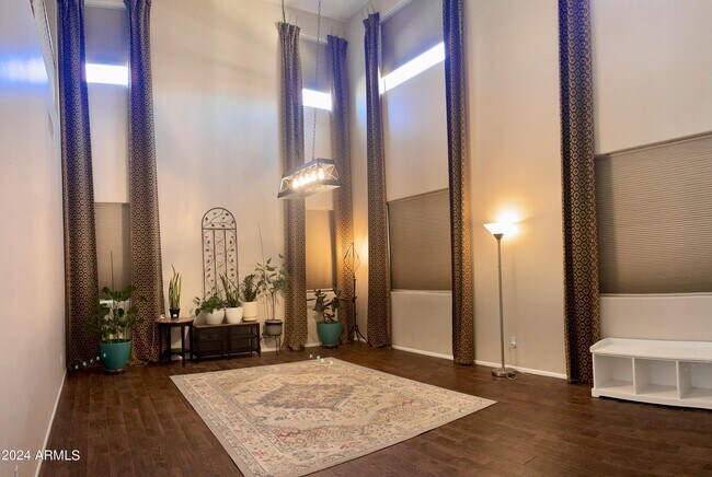 Foto del edificio - 41150 W Novak Ln