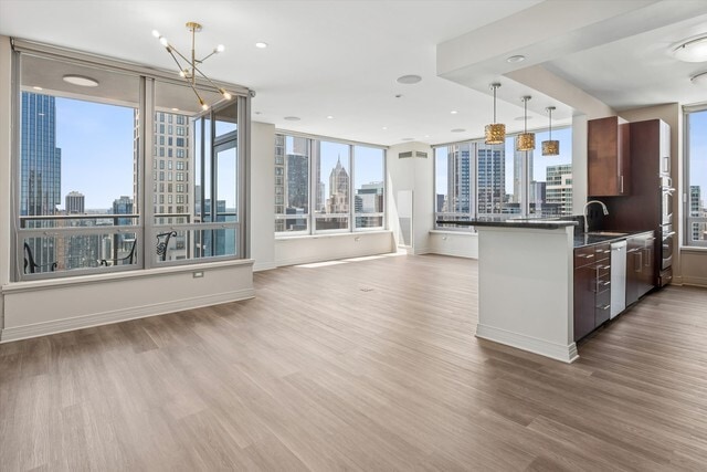 Building Photo - 600 N Lake Shore Dr