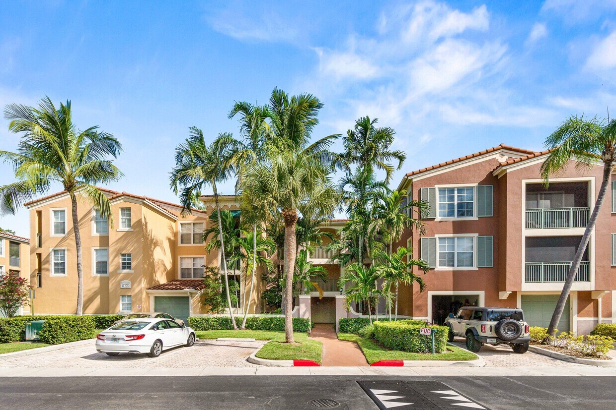 Foto principal - 11770 St Andrews Place