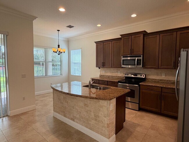 Foto del edificio - 2824 Bellarosa Circle