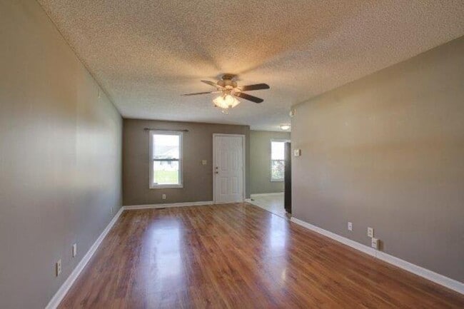 Foto del edificio - 1822 Harbor Dr