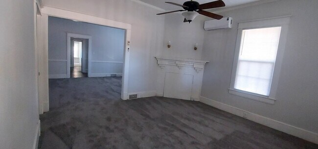 Foto del edificio - 509 W 3rd St