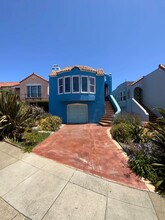 Building Photo - 211 Genebern Way