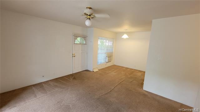 Building Photo - 465 Mananai Pl