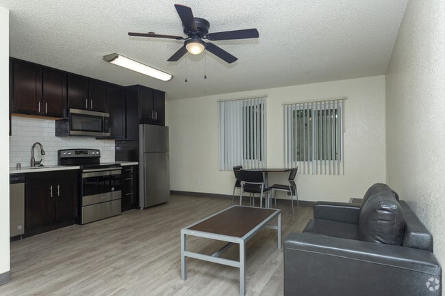 Interior Photo - Mustang I Townhome