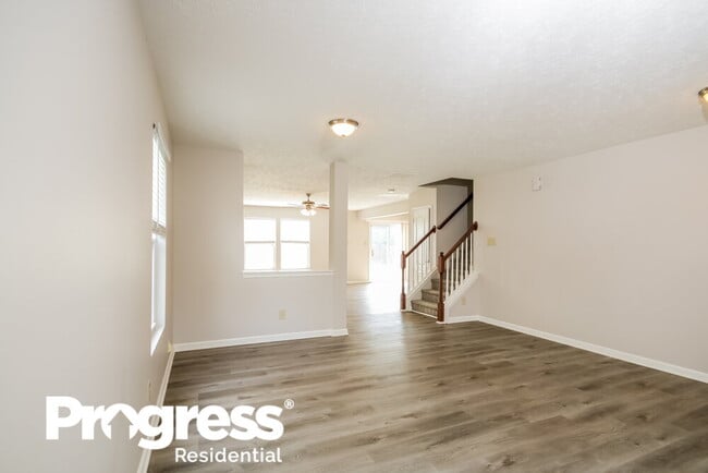 Foto del edificio - 12916 Silvaire Farm Rd