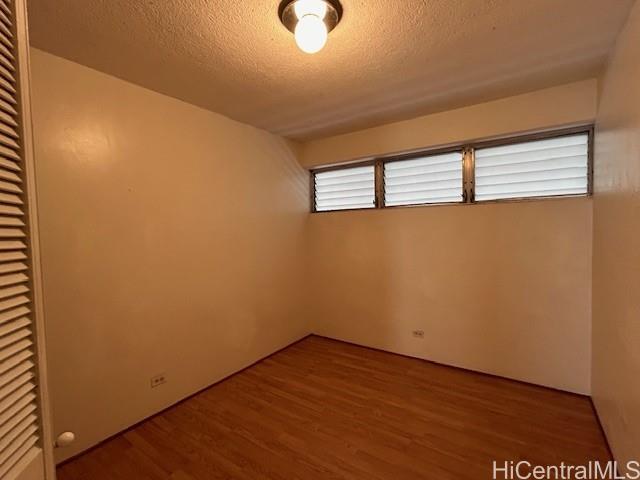 Building Photo - 2281 Ala Wai Blvd