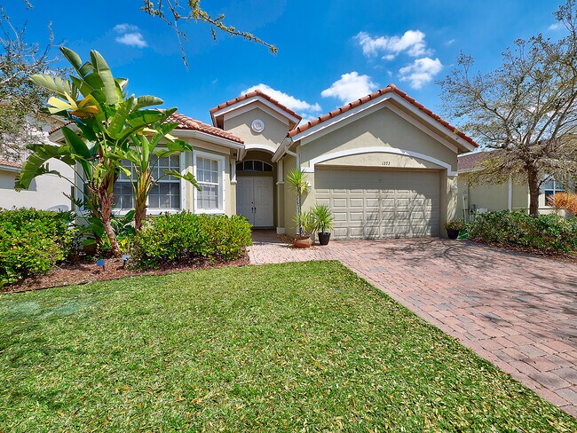 Building Photo - 1373 NW Leonardo Cir