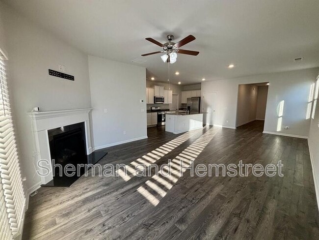 Building Photo - 248 Expedition Dr