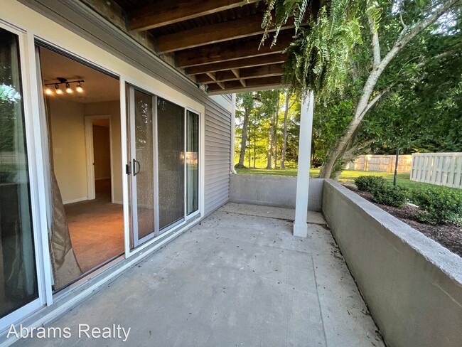 Foto del edificio - 2 br, 2 bath House - 1024 Autumn Woods Lan...