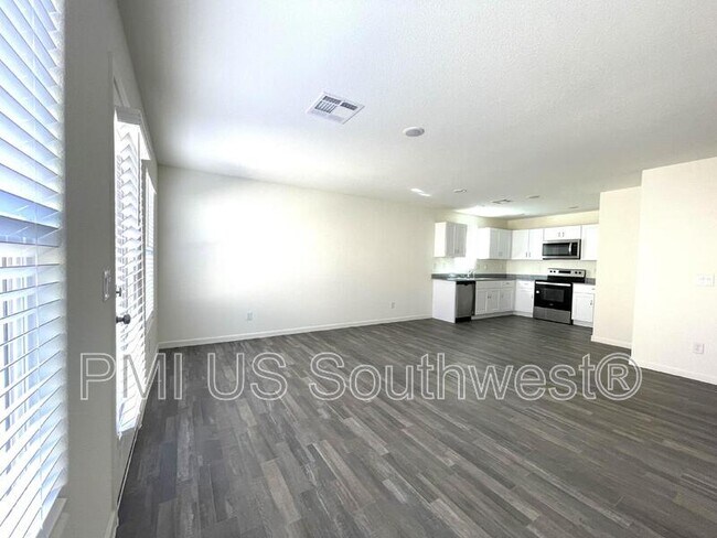 Foto del edificio - 2409 Granite Cir