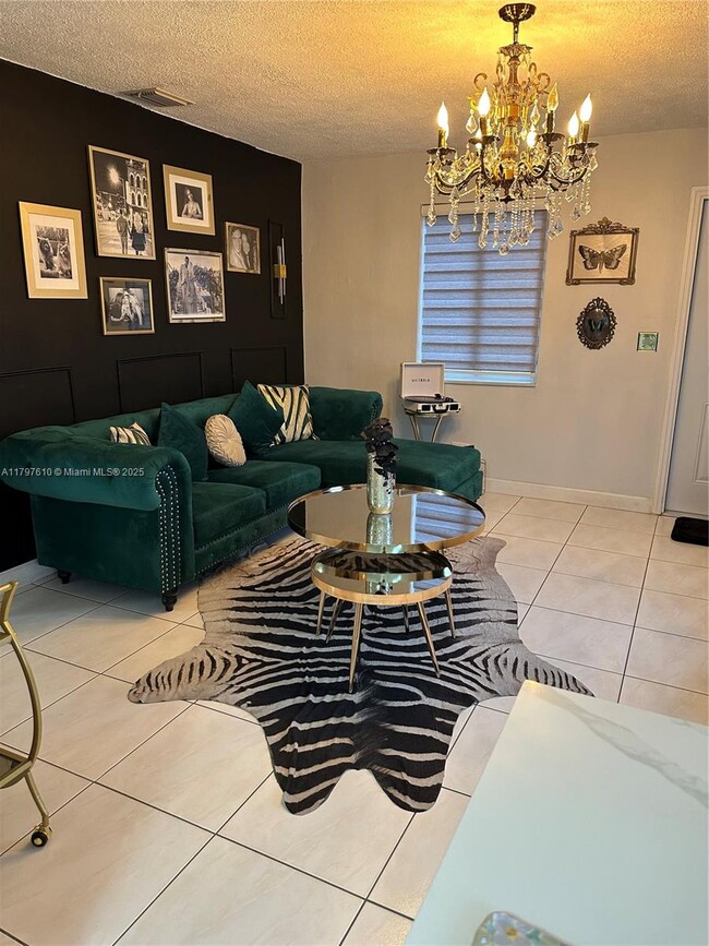 Foto del edificio - 3770 SW 58th Terrace