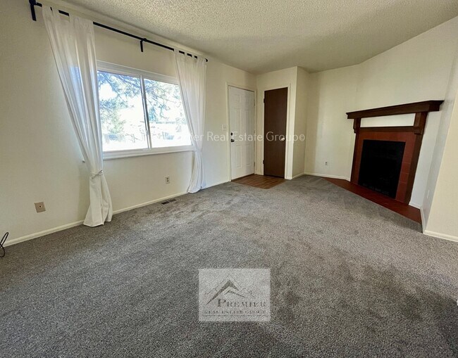 Building Photo - 3804 Oro Blanco Dr