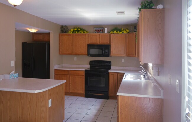 Kitchen - 1997 Allegheny Way