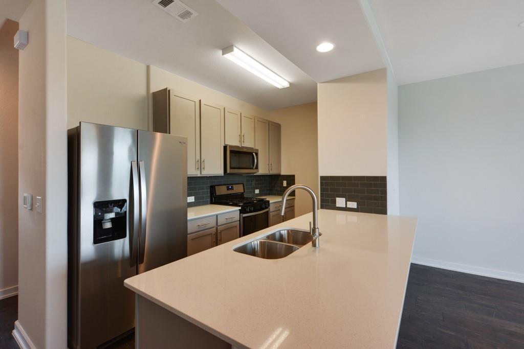 Primary Photo - 8913 Parker Ranch Cir