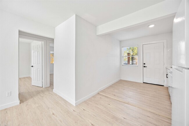 Foto del edificio - 6811 Del Rio St