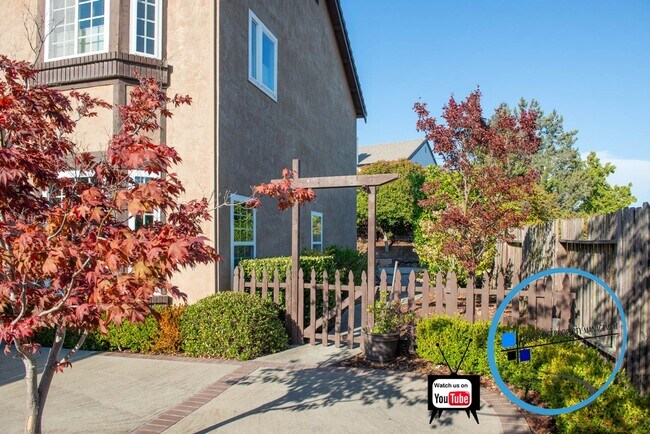 Building Photo - Gorgeous Open Concept Floor Plan Benicia Home